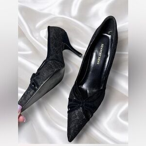 Y2K black pointed toe heels with lace and velvet bow